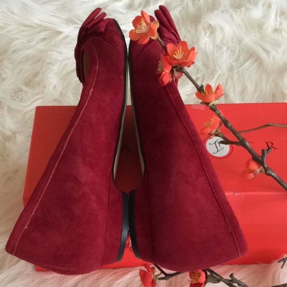 💞IVANKA TRUMP💞Abello dark red suede - Picture 10 of 16